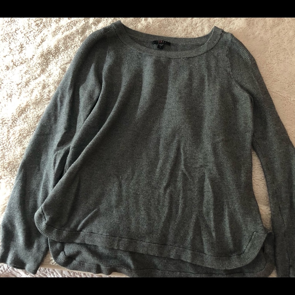 Grey sweater